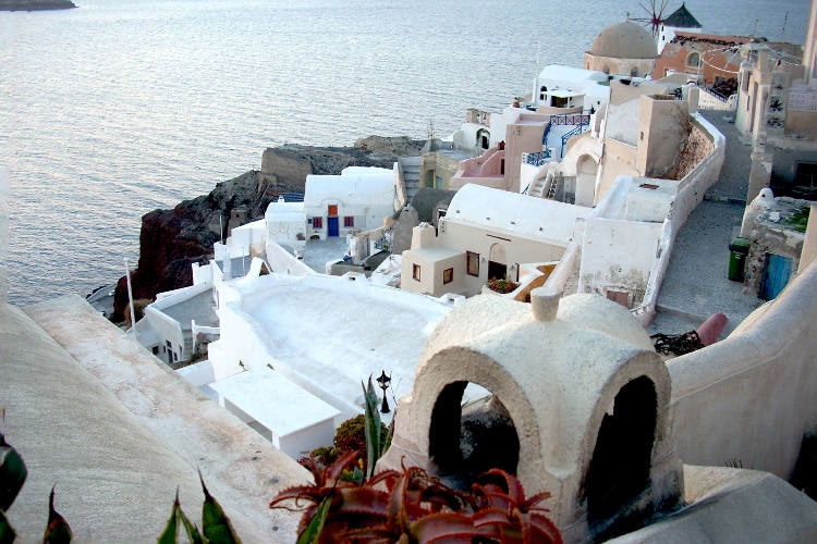 Oia, Santorini. Image by Lonely Planet