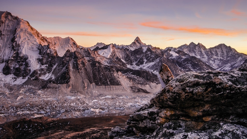 Nepal - Sagarmatha National Park - Ama Dablan sunset from Kala Patthar - IKD PHOTOGRAPHY