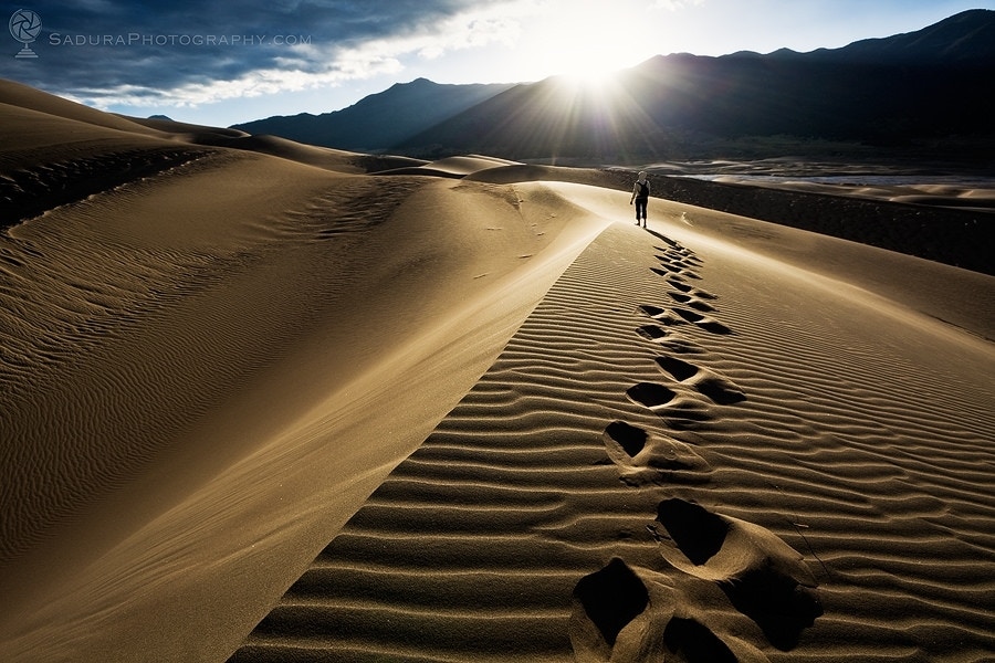 Walking towards the sun - hsadura