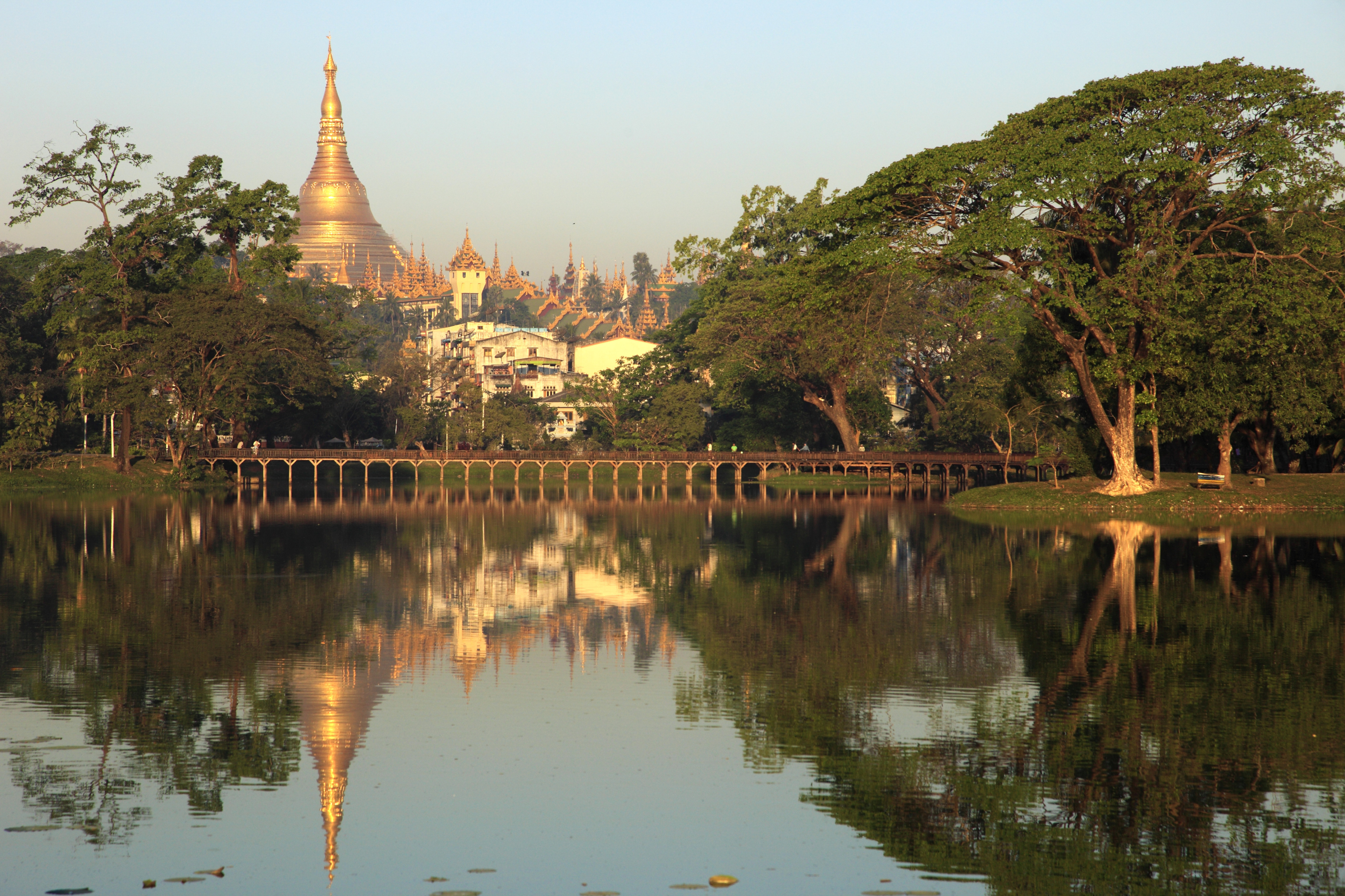 Янгон мьянма. Мандалай Мьянма. Мьянма Нейпьидо. Парк Мьянма Мьянма Кэндоуджи.