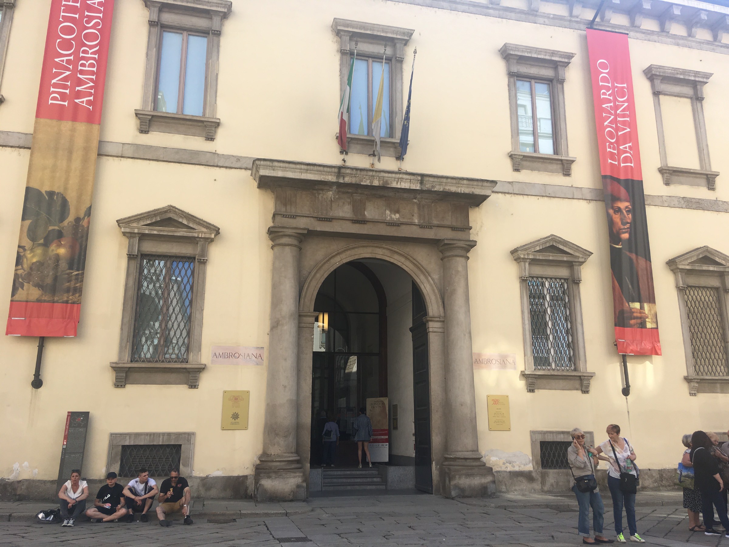 Biblioteca E Pinacoteca Ambrosiana Milan Italy Attractions Lonely