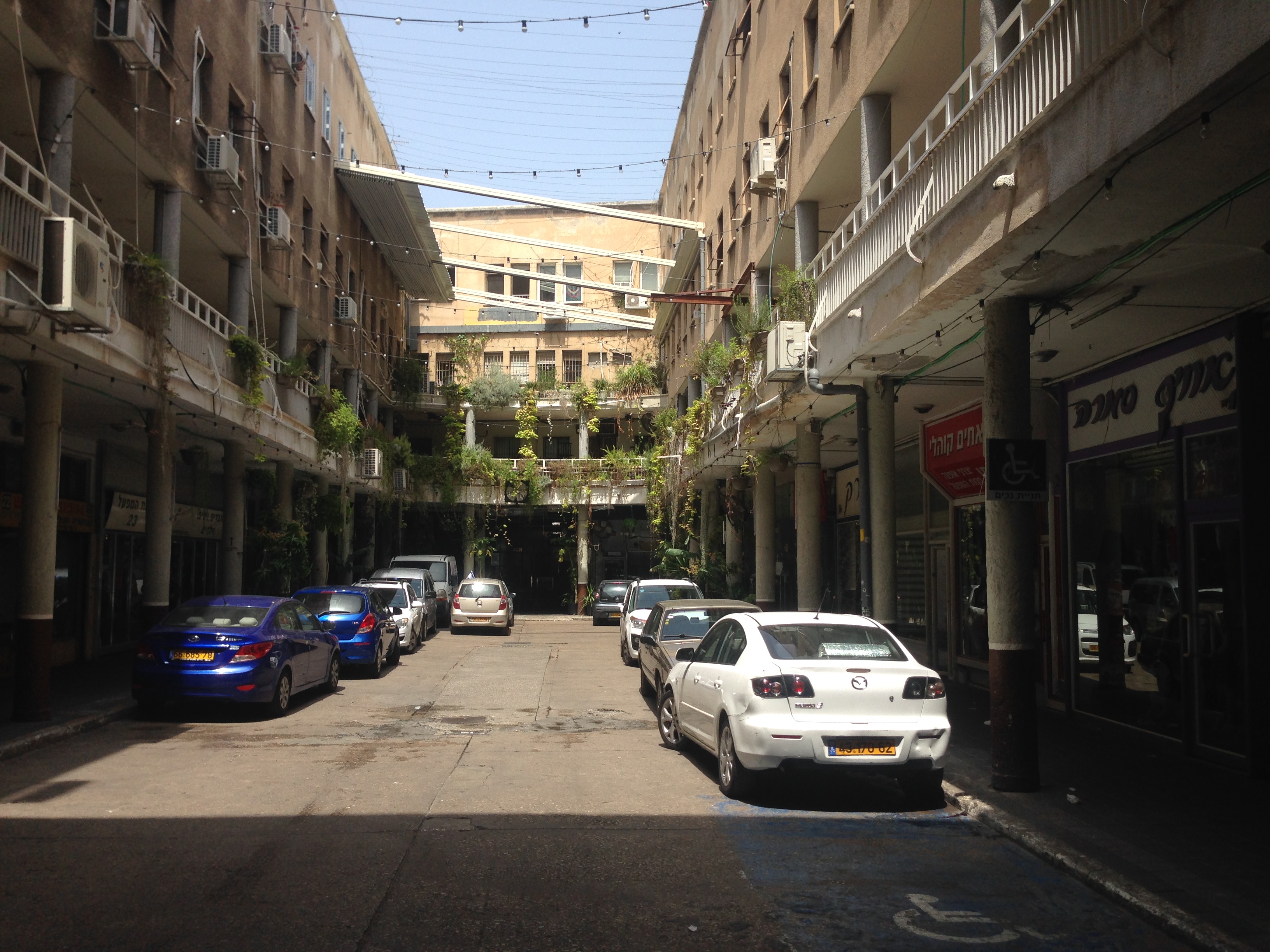 Teder.fm Tel Aviv, Israel Nightlife Lonely