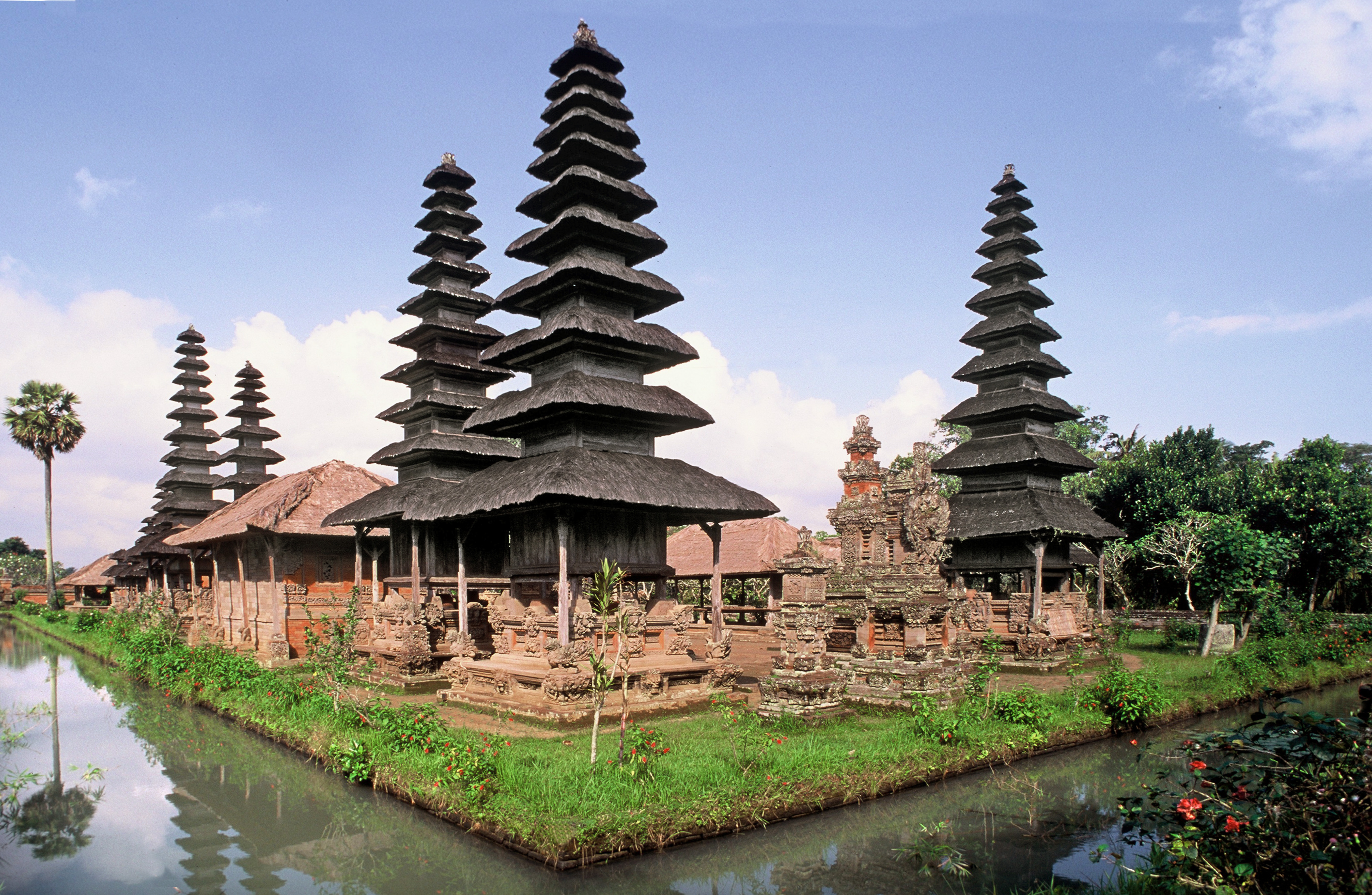 Pura Taman Ayun  West Bali, Indonesia West Bali - Lonely Planet
