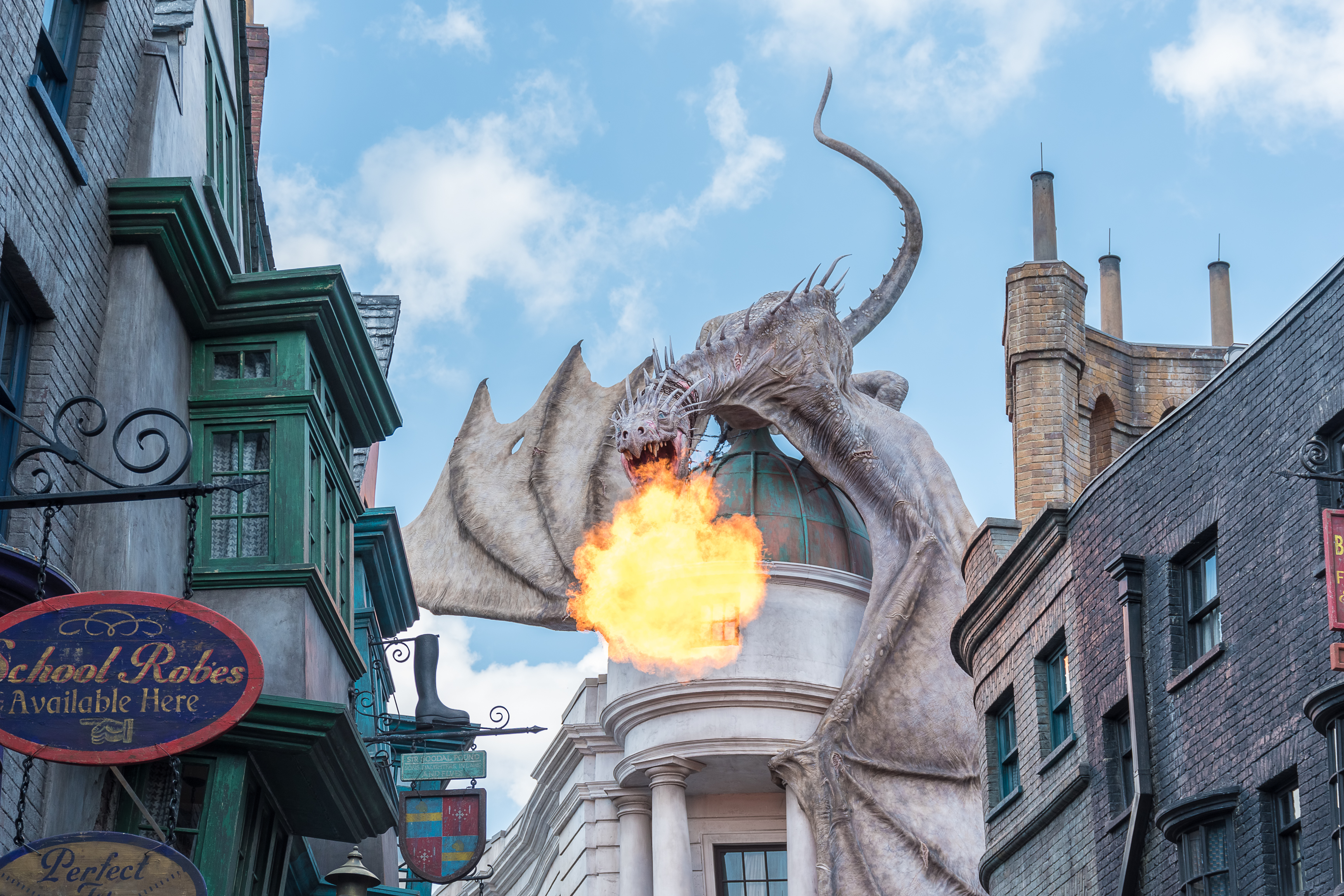 Wizarding World of Harry Potter – Diagon Alley | Universal Studios, USA