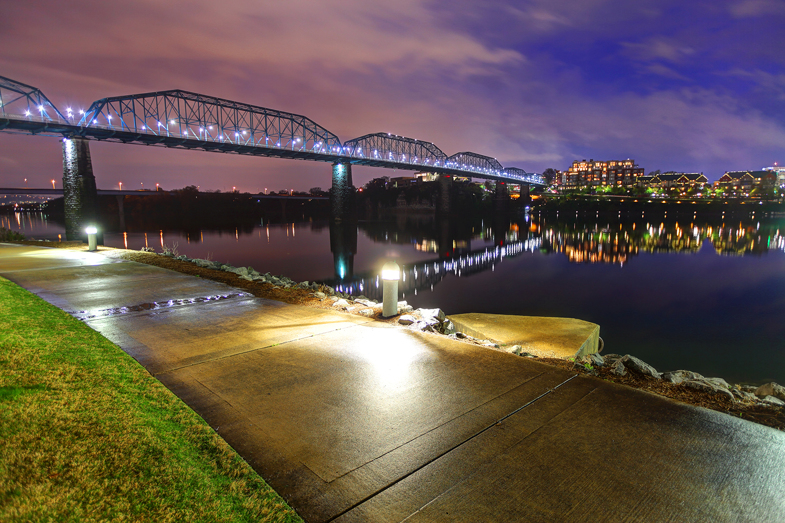 Tennessee Riverpark Chattanooga USA Attractions Lonely Planet   602f51bfd687caa77d799a89ce667feb Tennessee Riverpark 