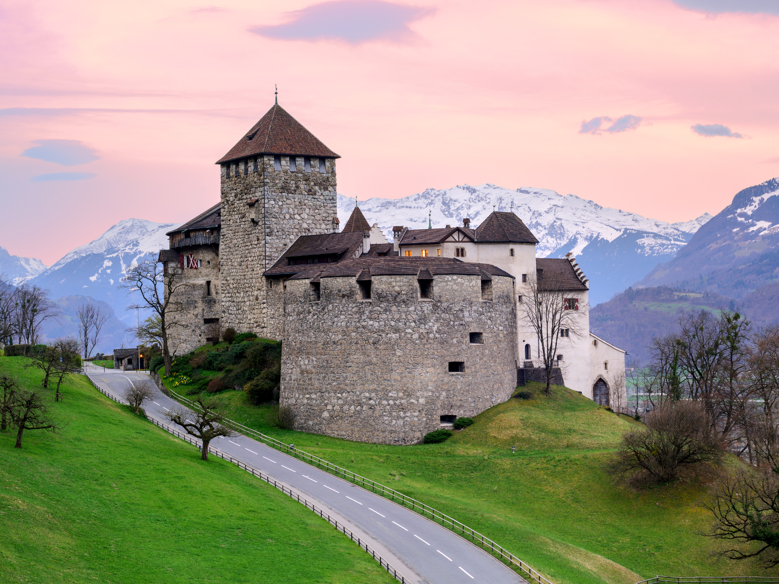 Schloss Vaduz | Vaduz, Liechtenstein Attractions - Lonely Planet
