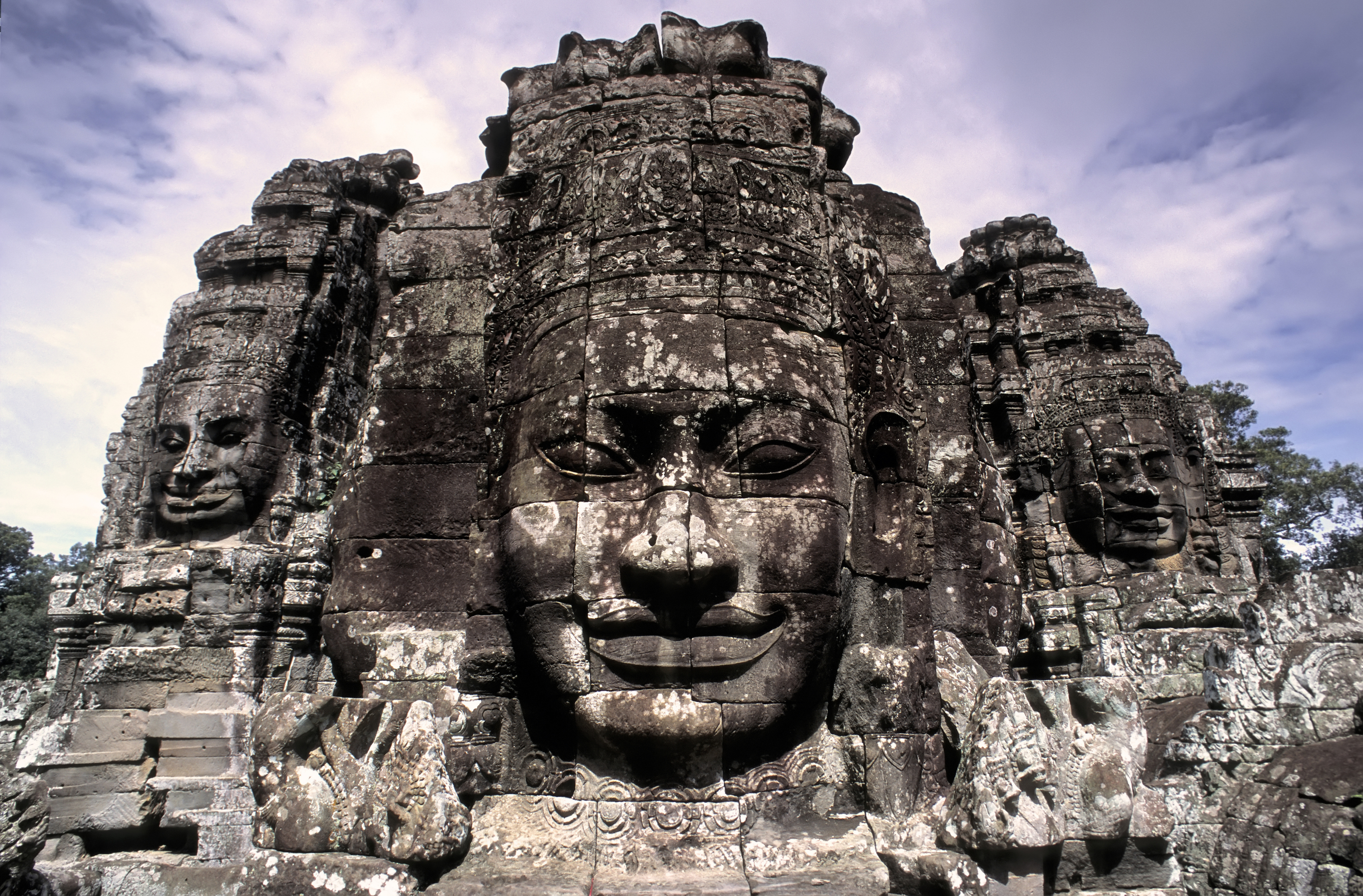 Bayon - Lonely Planet