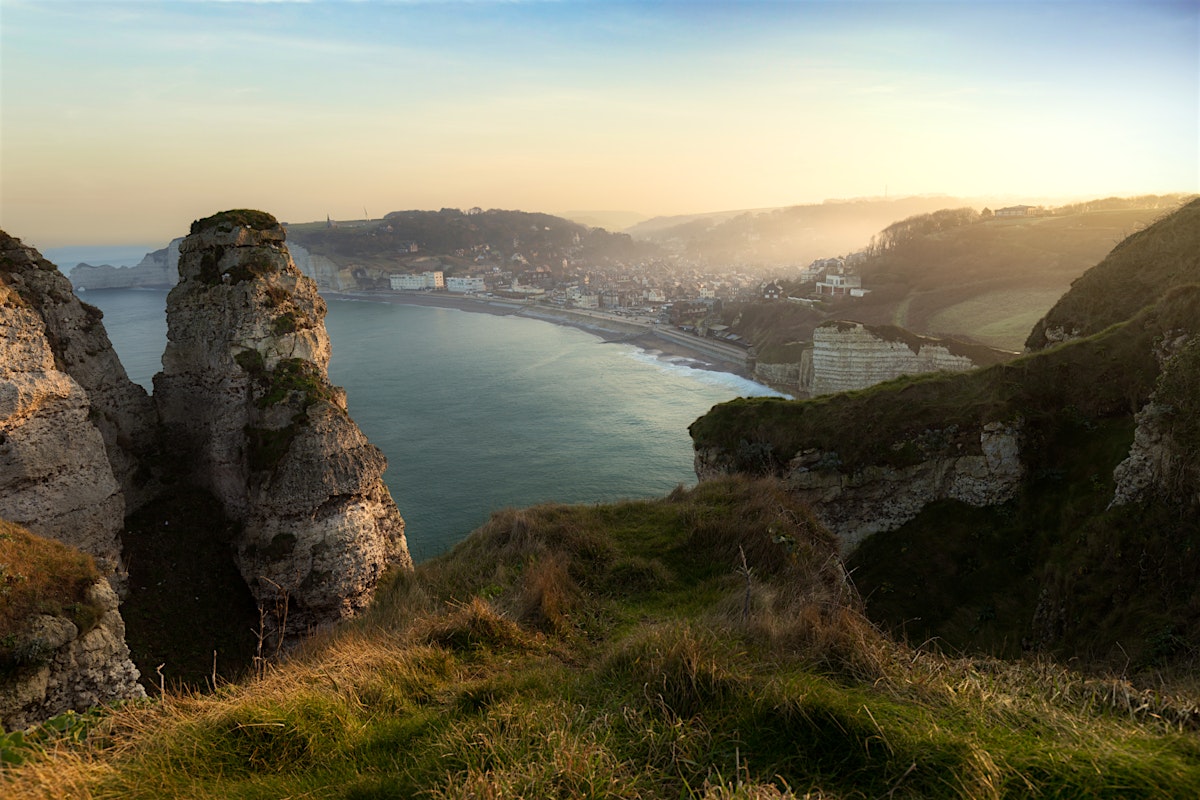 Étretat travel | France - Lonely Planet