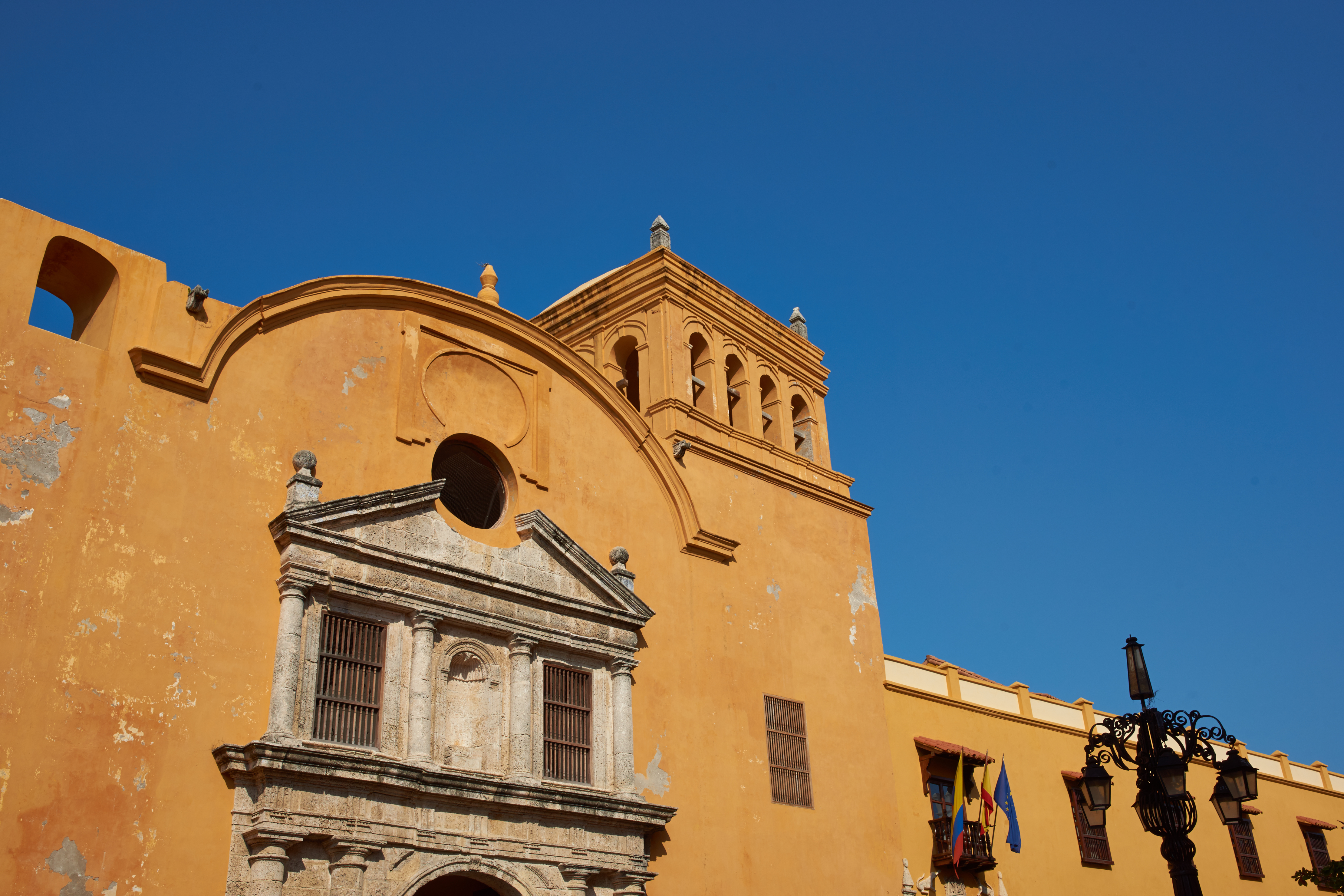 Iglesia de Santo Domingo | Cartagena, Colombia Attractions ...