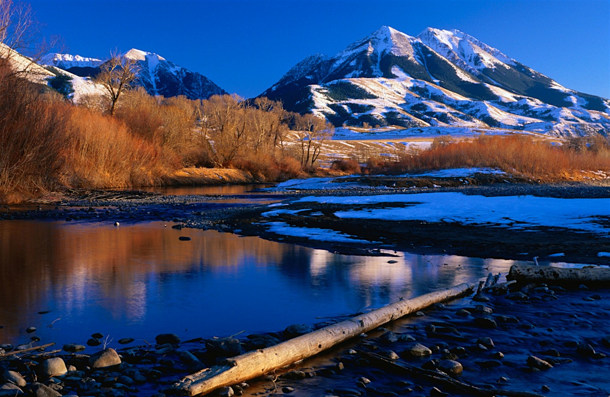 Livingston & Paradise Valley travel Montana, USA Lonely