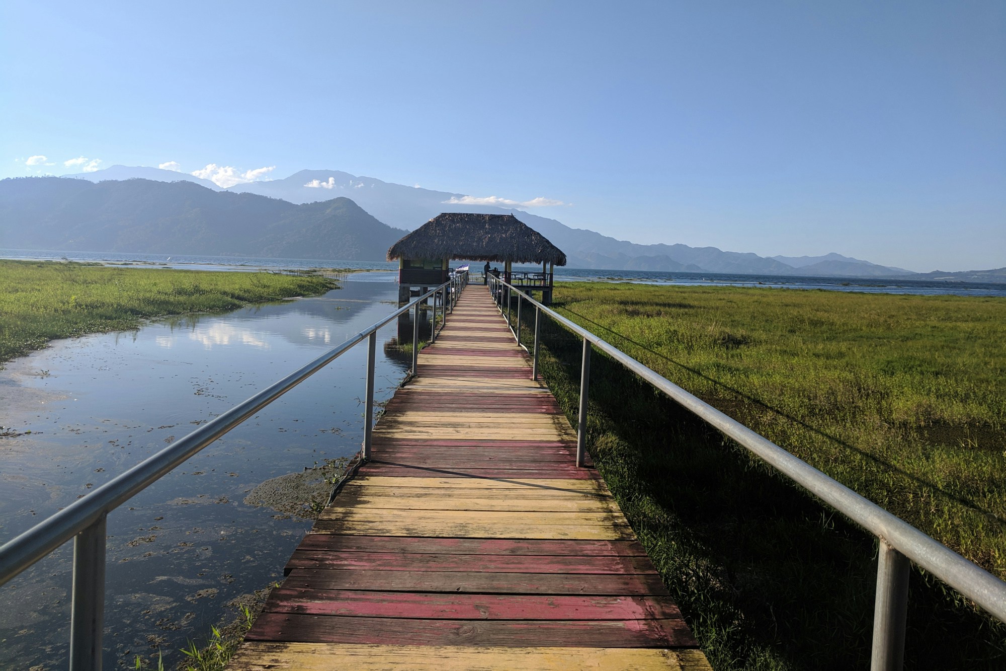 A view across Lake Yojoa