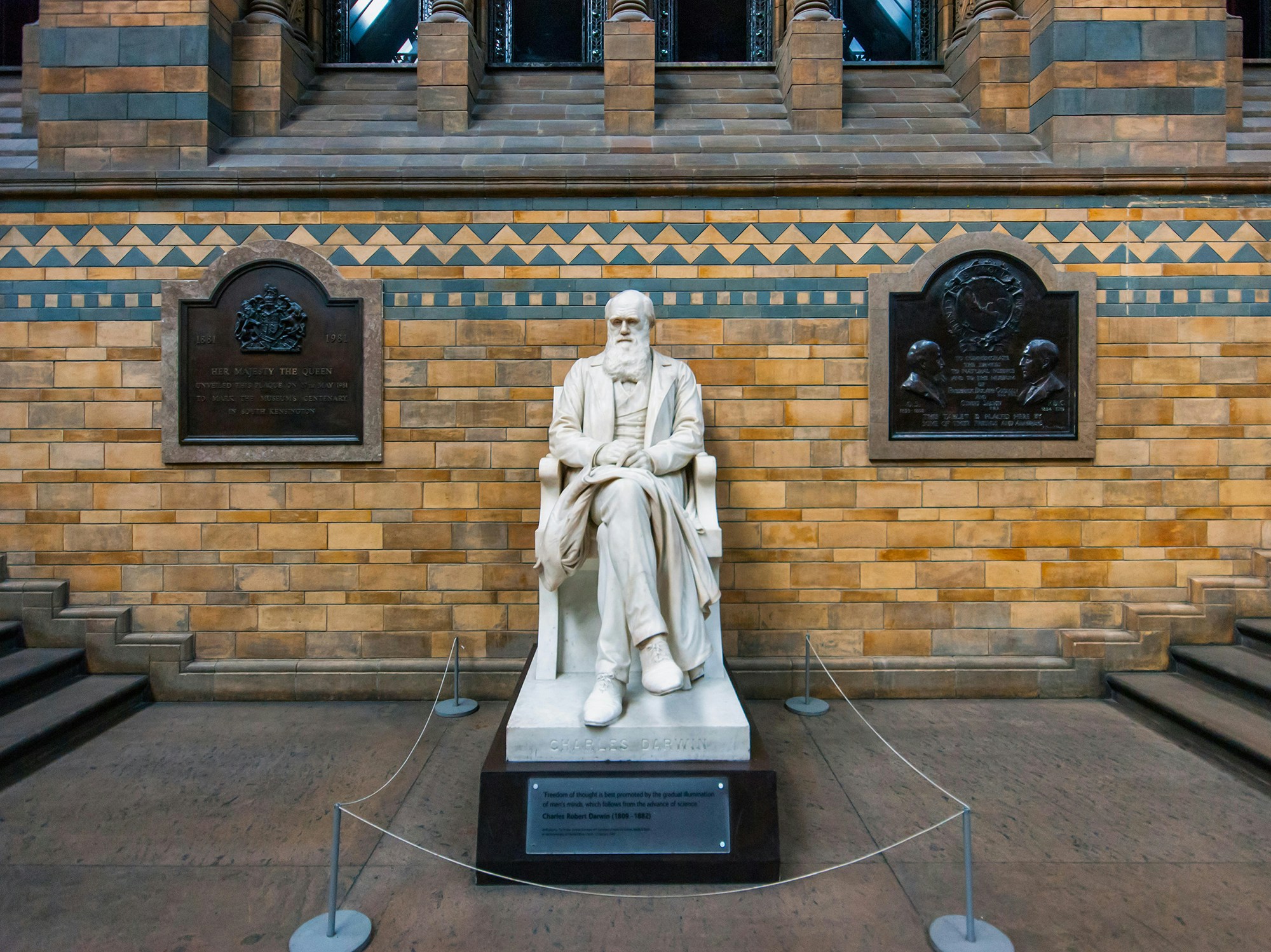 Marble statue Charles Darwin by Joseph Edgar Boehm in the Hintze Hall of the Natural History Museum in London