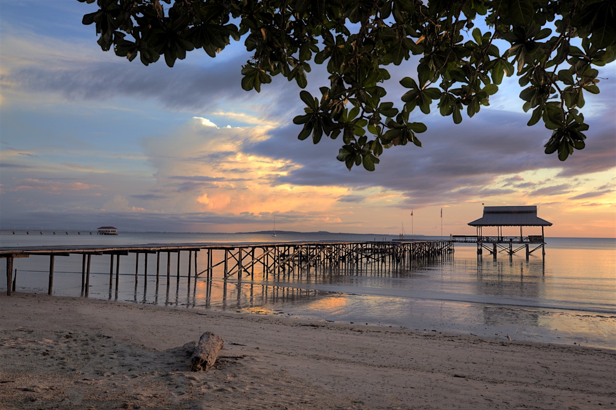 Pulau Tiga National Park travel  Sabah, Malaysia - Lonely 