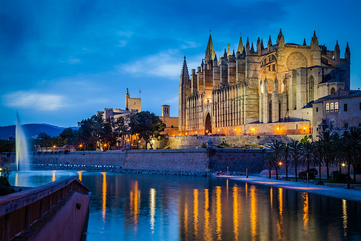 palma de mallorca solo travel