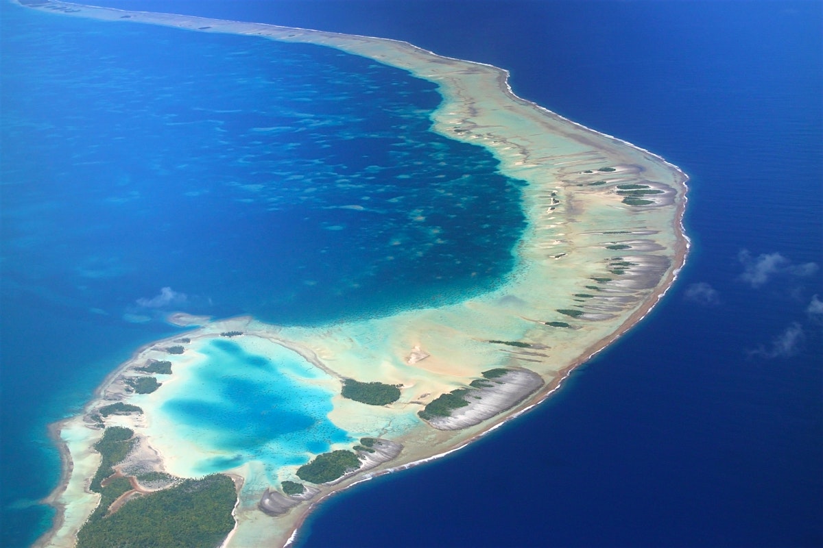 Rangiroa travel | The Tuamotus, French Polynesia - Lonely ...