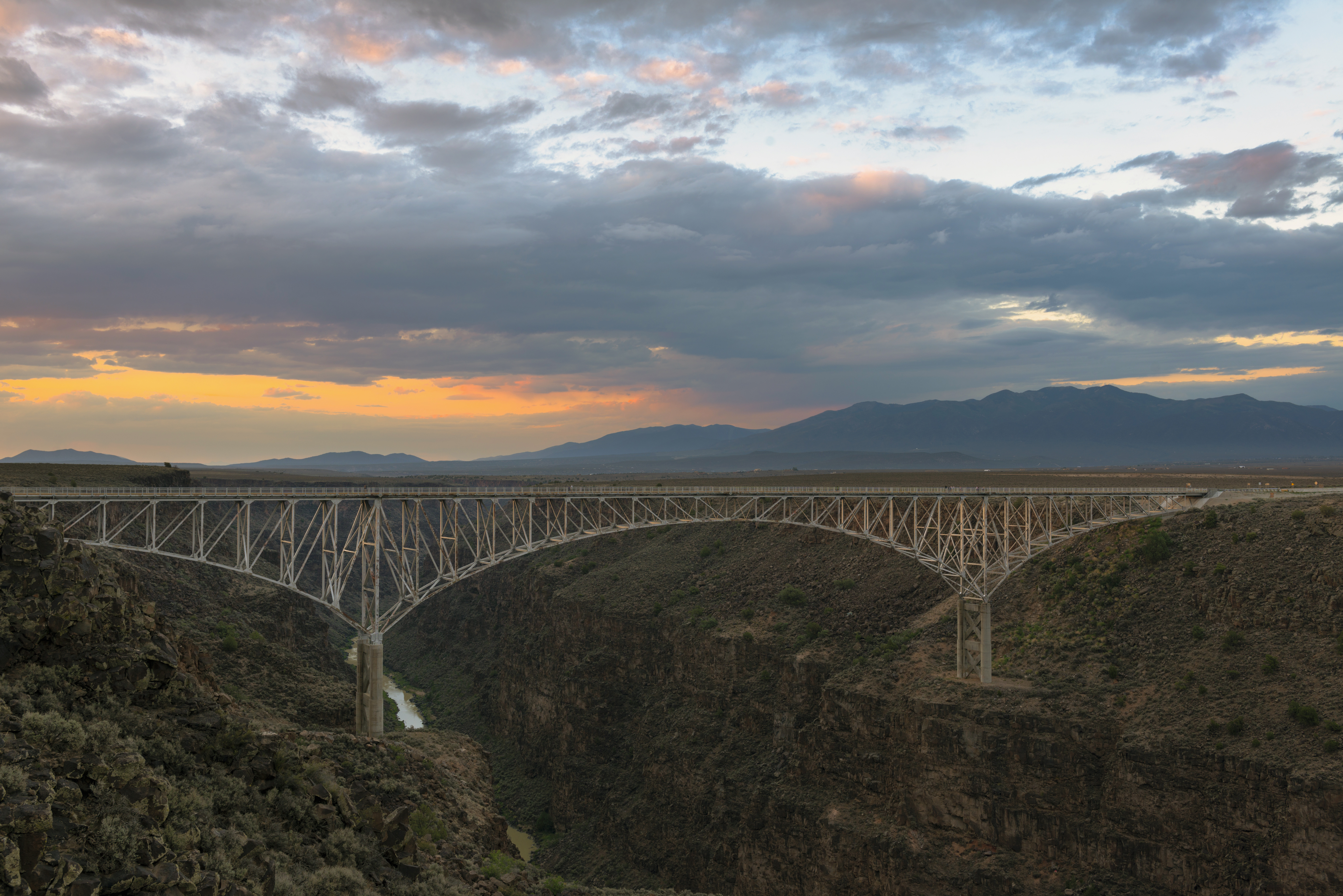 Rio Grande Gorge Bridge Taos USA Attractions - Lonely 