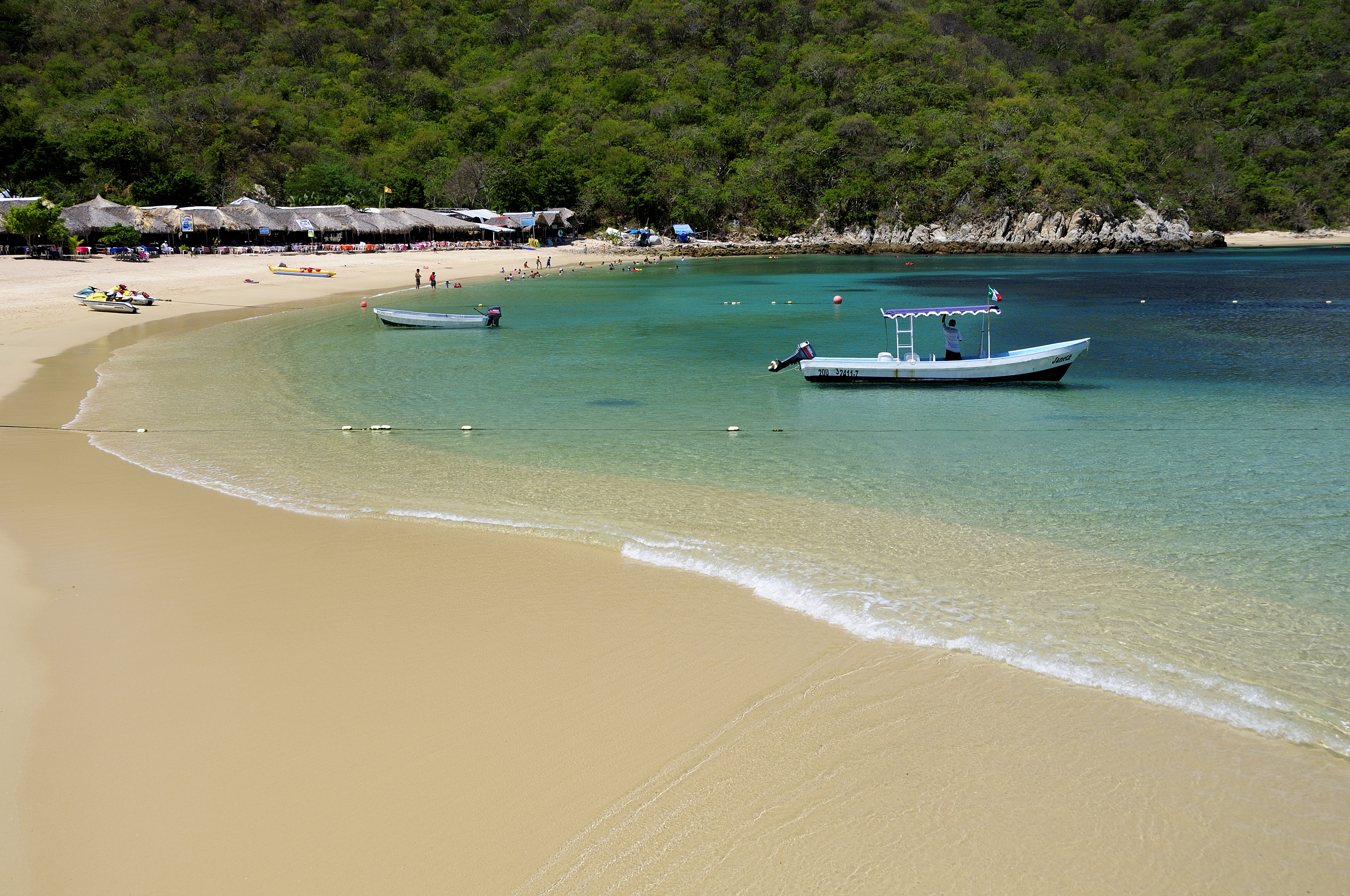 Playa La Entrega Bahias De Huatulco Mexico Bahias De Huatulco