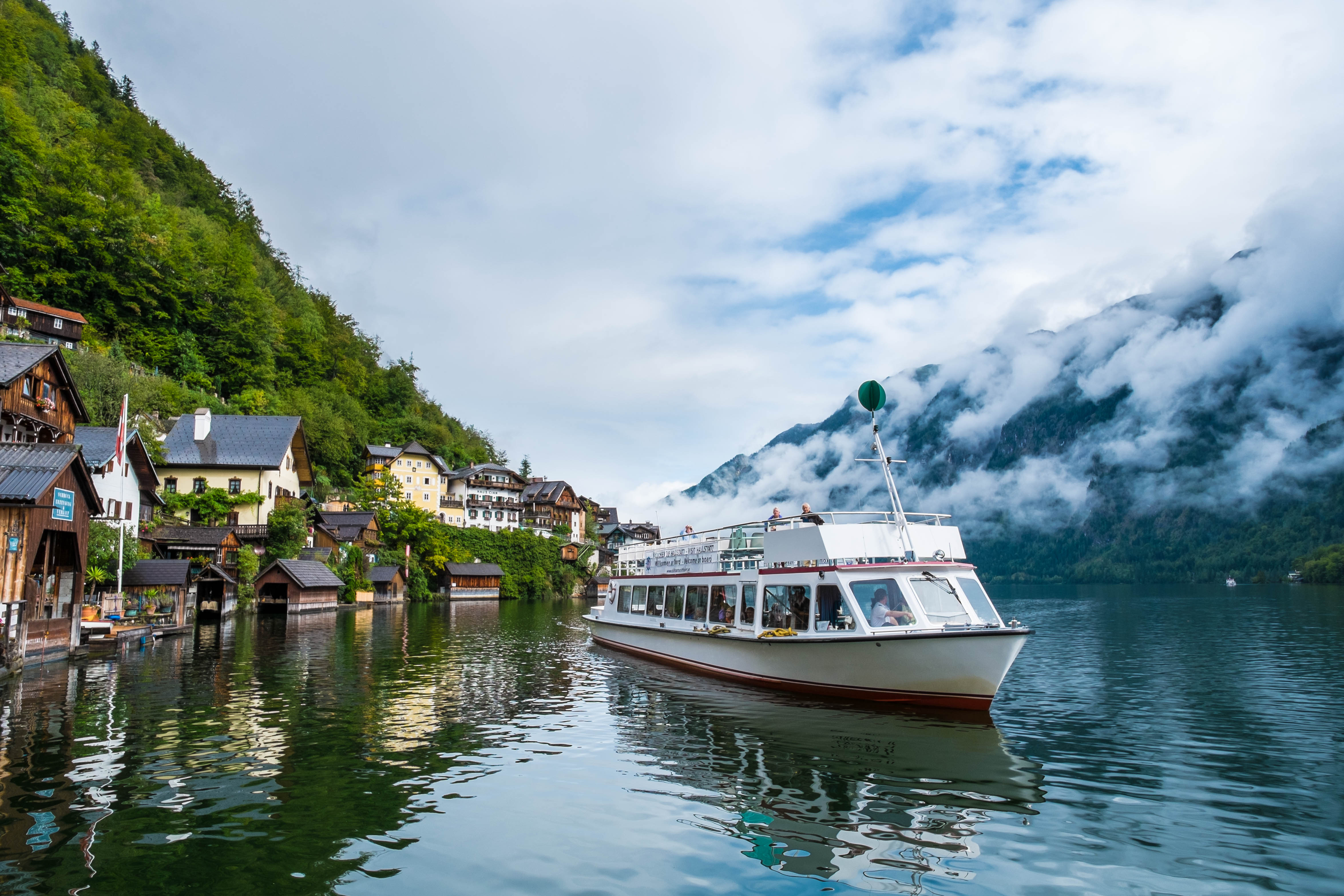 The Salzkammergut Travel | Austria - Lonely Planet